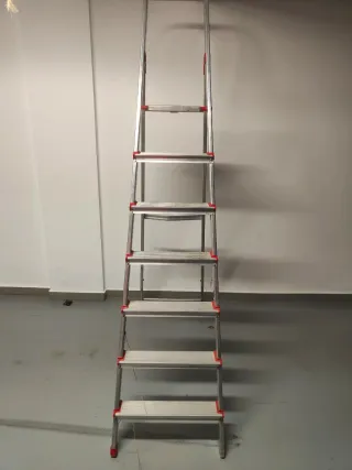 Escalera aluminio tijera 7 peldaños