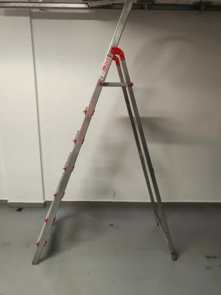 Escalera aluminio tijera 7 peldaños