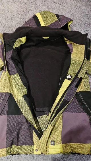 Camisa Vaquera Hilfiger + Abrigo para nieve