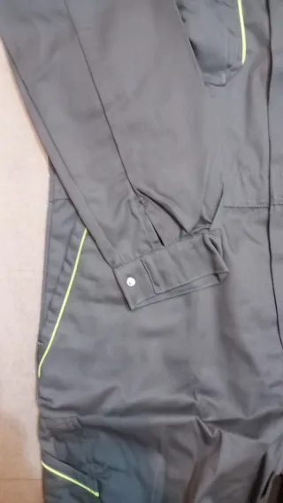 Mono Claas Talla XL Gris