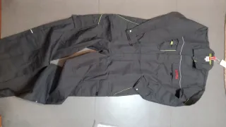 Mono Claas Talla XL Gris