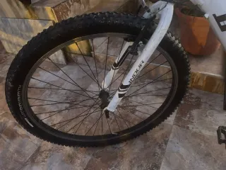 Bicicleta INDUR 27 vel.