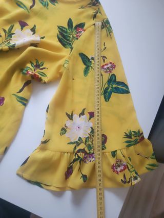 Blusa ONLY fiori gialla taglia M