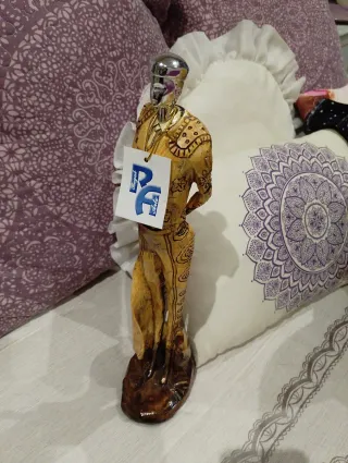 Figura Torero Resina Imitación Madera Artesanía