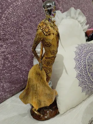Figura Torero Resina Imitación Madera Artesanía