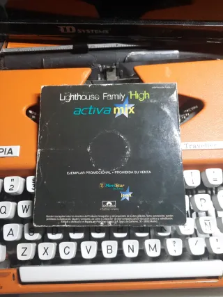 CD Single promocional LIGHTHOUSE FAMILY - High