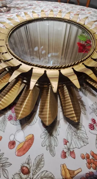 Espejo Sol Dorado Metal Cristal. De forja