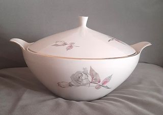 Zuppiera Richard Ginori in Porcellana