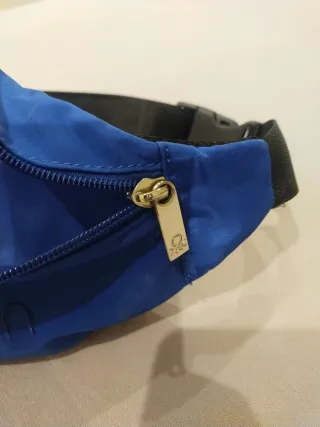 Riñonera Benetton niño azul multicolor