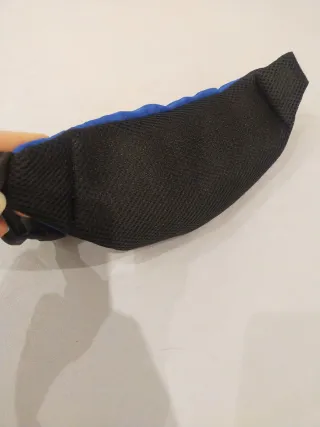 Riñonera Benetton niño azul multicolor