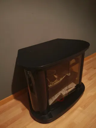 Mesa auxiliar giratoria con ruedas