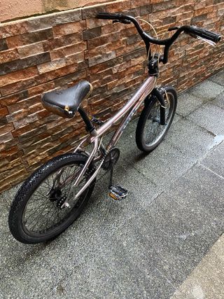 Bicicleta BMX
