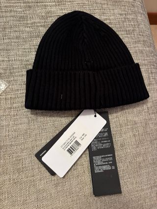 Berretto C.P. Company nero con maschera