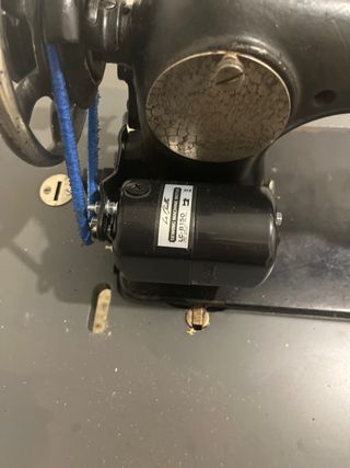 Máquina de coser Cima