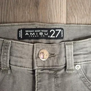 Pantalón vaquero gris skinny