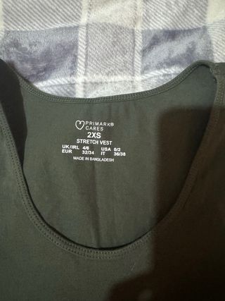 Camiseta sin mangas verde militar Primark Talla 2X