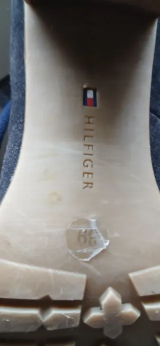 Botines grises de ante con cordones