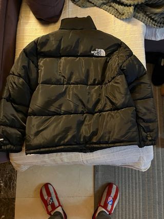 The North Face 1996 Nuptse Talla L Negra