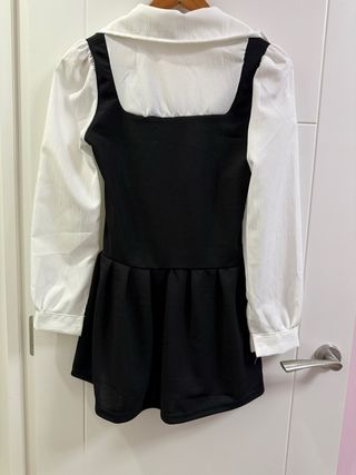 Conjunto Camisa Blanca y Vestido Negro