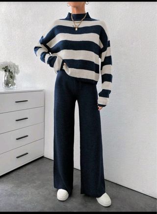 Conjunto 2 piezas rayas azul y blanco T. L