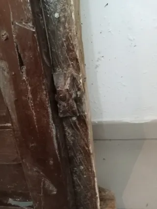 Ventana antigua de madera