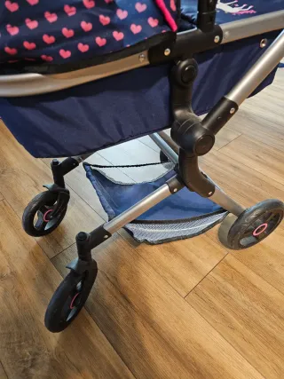 Carrito de muñecas unicornio y corazones