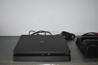 PS4 (PlayStation 4) Negra