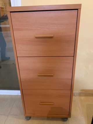 Mueble cajones madera rebajado