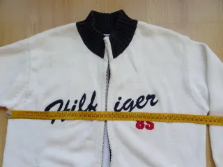 Chaqueta Tommy Hilfiger Blanca y Negra