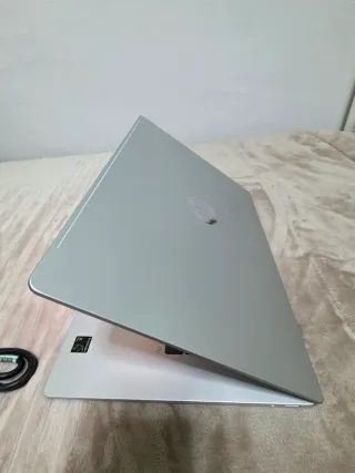 Portátil HP Omnibook 5 16-bf 512GB/16GB