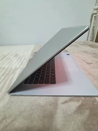 Portátil HP Omnibook 5 16-bf 512GB/16GB