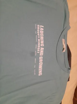 Camiseta Teal con Mensaje Groovy Mindset