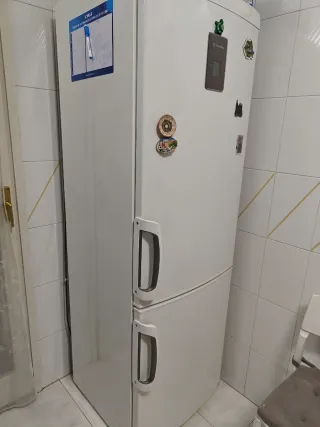 Nevera Combi Electrolux