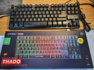 Teclado Gaming Trust THADO TKL RGB