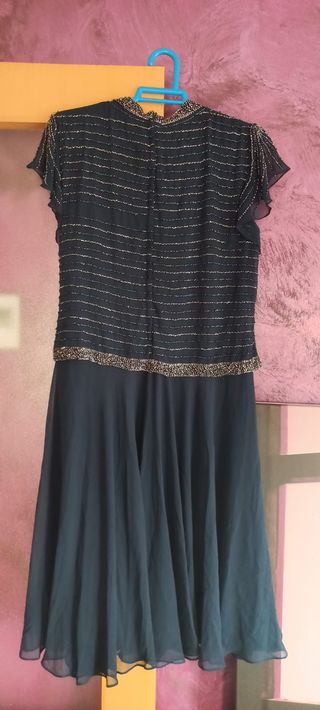 Vestido fiesta mujer azul con pedrería.