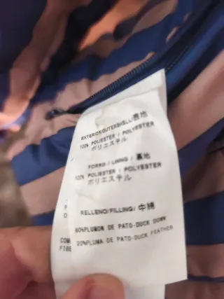 Chaqueta reversible plumas beige y azul