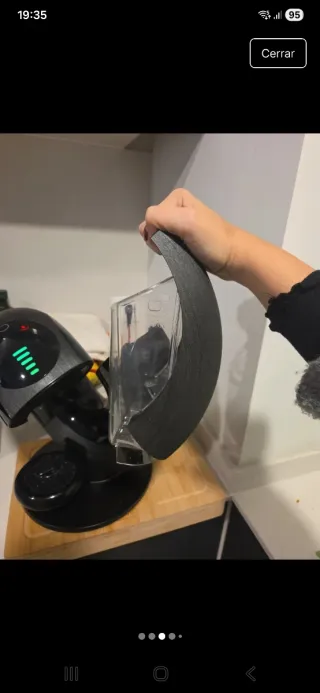 Cafetera cápsula edición limitada Dēlonghi