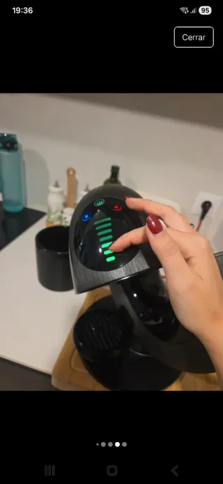 Cafetera cápsula edición limitada Dēlonghi