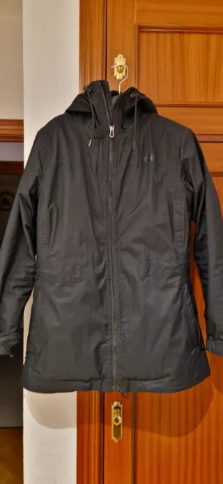 Cazadora The North Face Negra