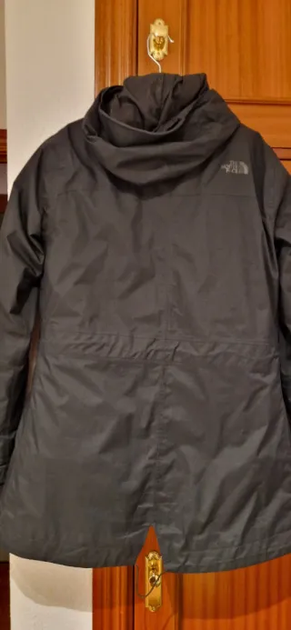 Cazadora The North Face Negra