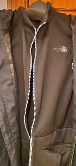 Cazadora The North Face Negra