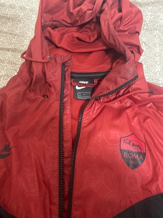 Chaqueta Nike Roma Negra Roja Talla L