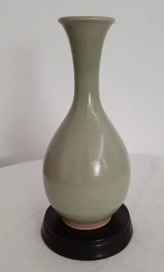 Jarrón Celadón Hecho a Mano