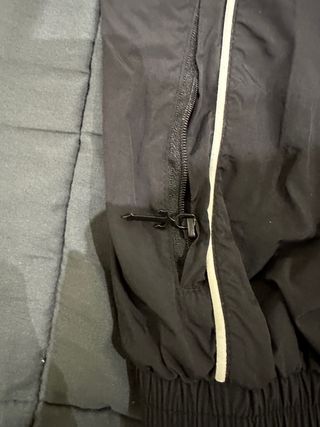 Chaqueta Cortavientos Trapstar Negra Roja