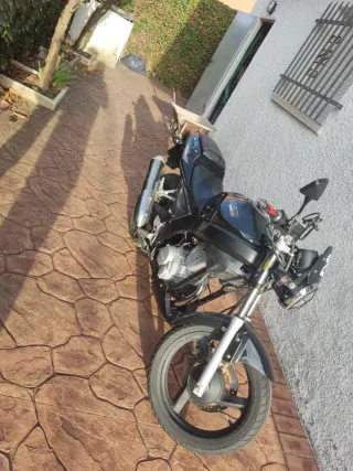 Daelim Roadwin Moto 125