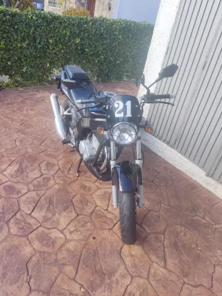 Daelim Roadwin Moto 125