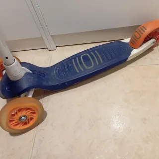 Patinete infantil naranja