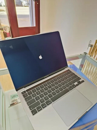 MacBook Pro 2020 1,4GHz i5 8GB RAM