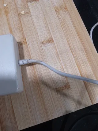 Adaptador Corriente Toshiba PA2417U 18V 1.1A