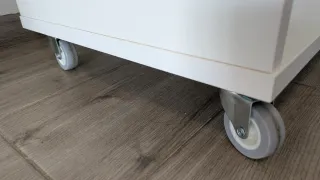 Mesa auxiliar VIHALS Ikea blanca
